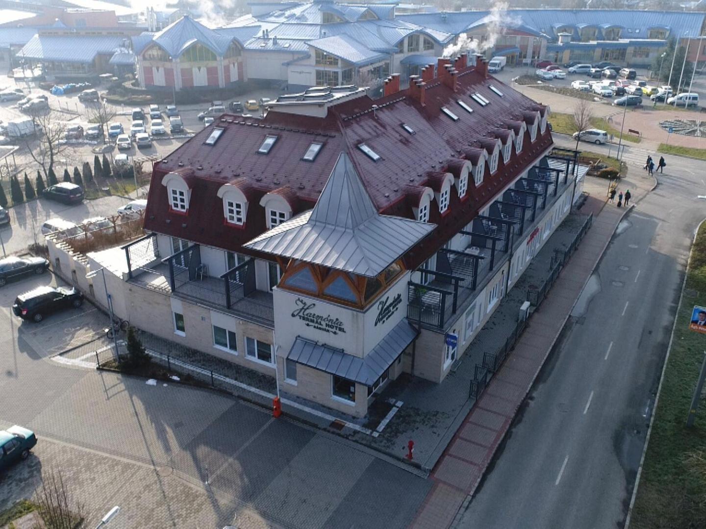 Harmonia Hotel Sarvar Exterior photo
